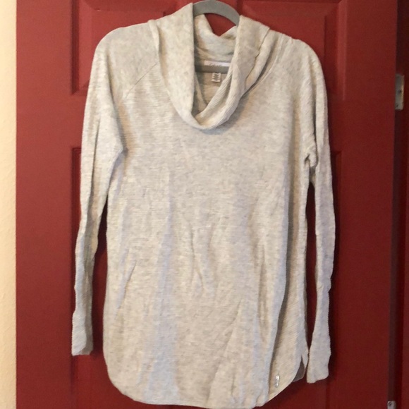 Sweater - Picture 1 of 3